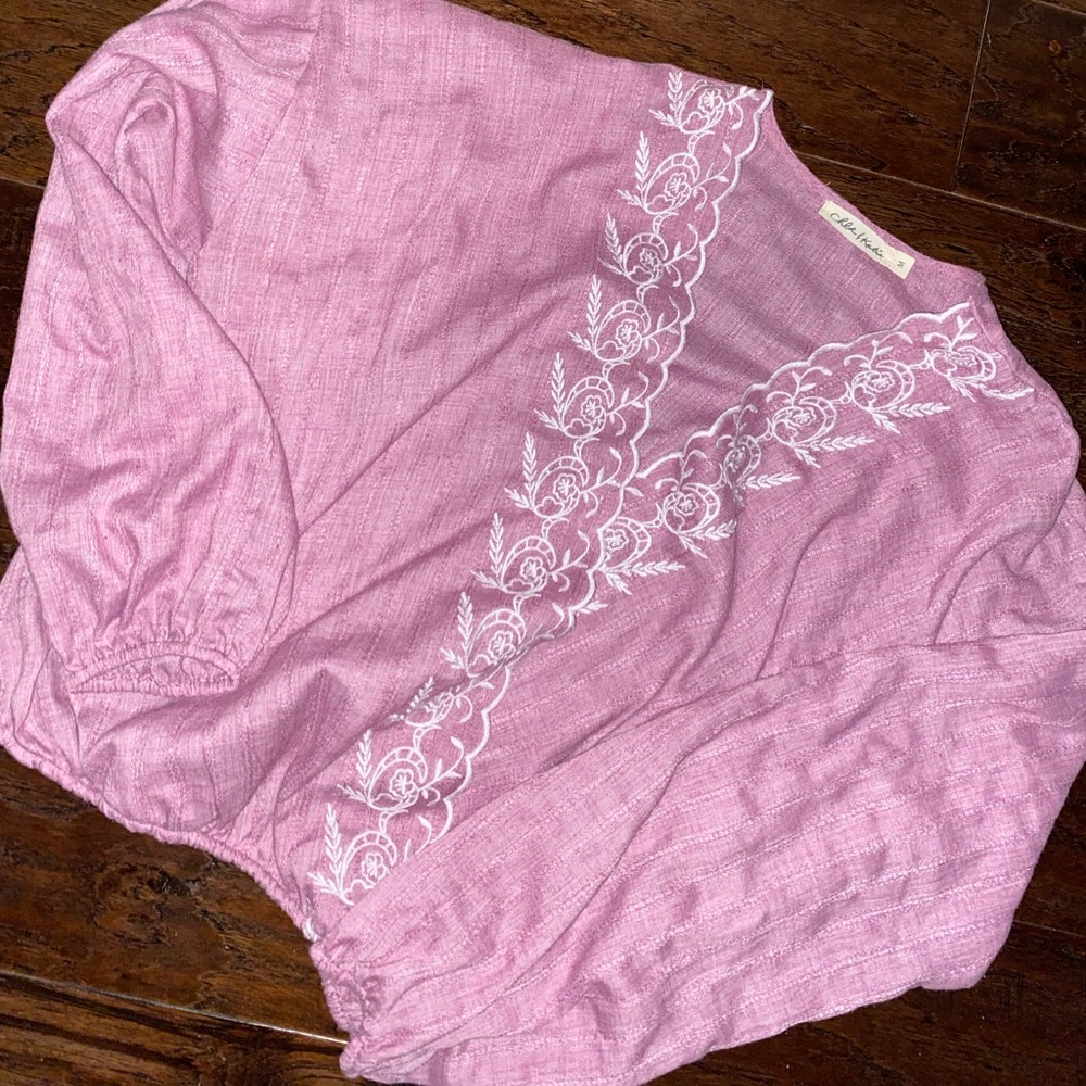 Chloe and Katie Crop top